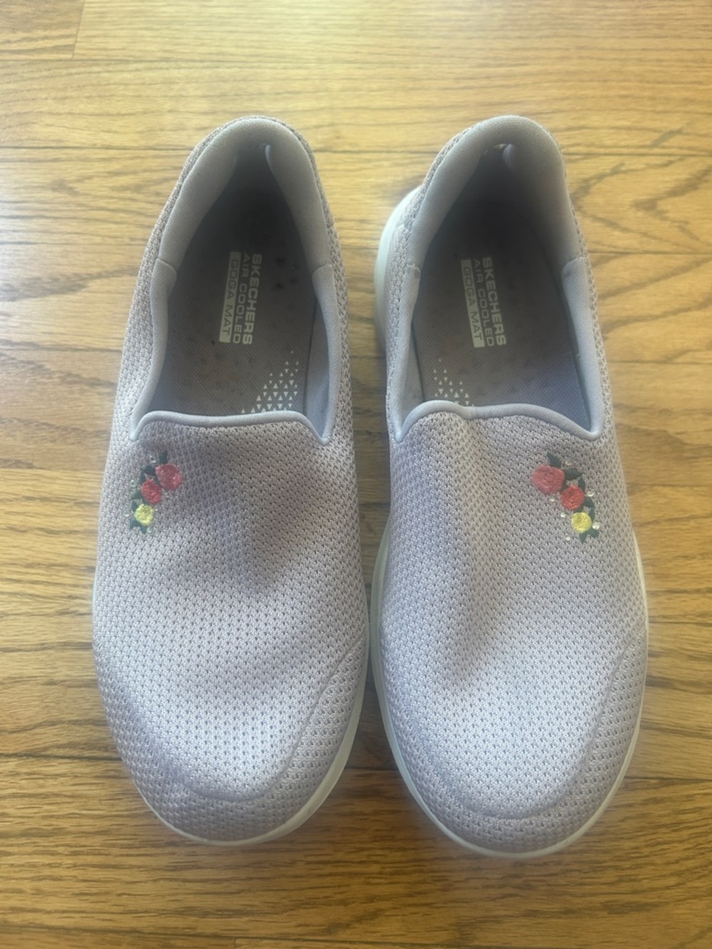 Sketchers Floral Air Cooled Goga Mat Shoes Size 7